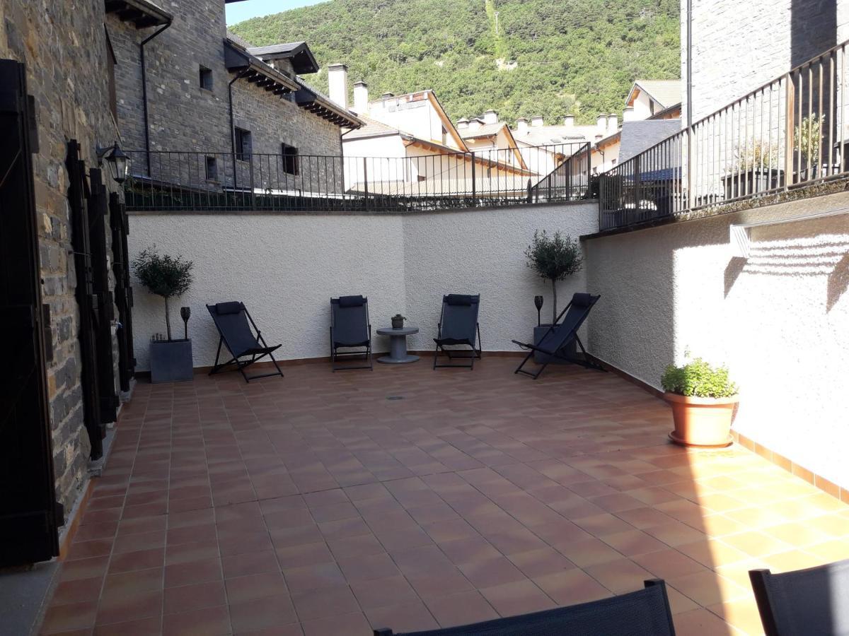 Casa Che Playa & Montana Biescas Apartment Luaran gambar