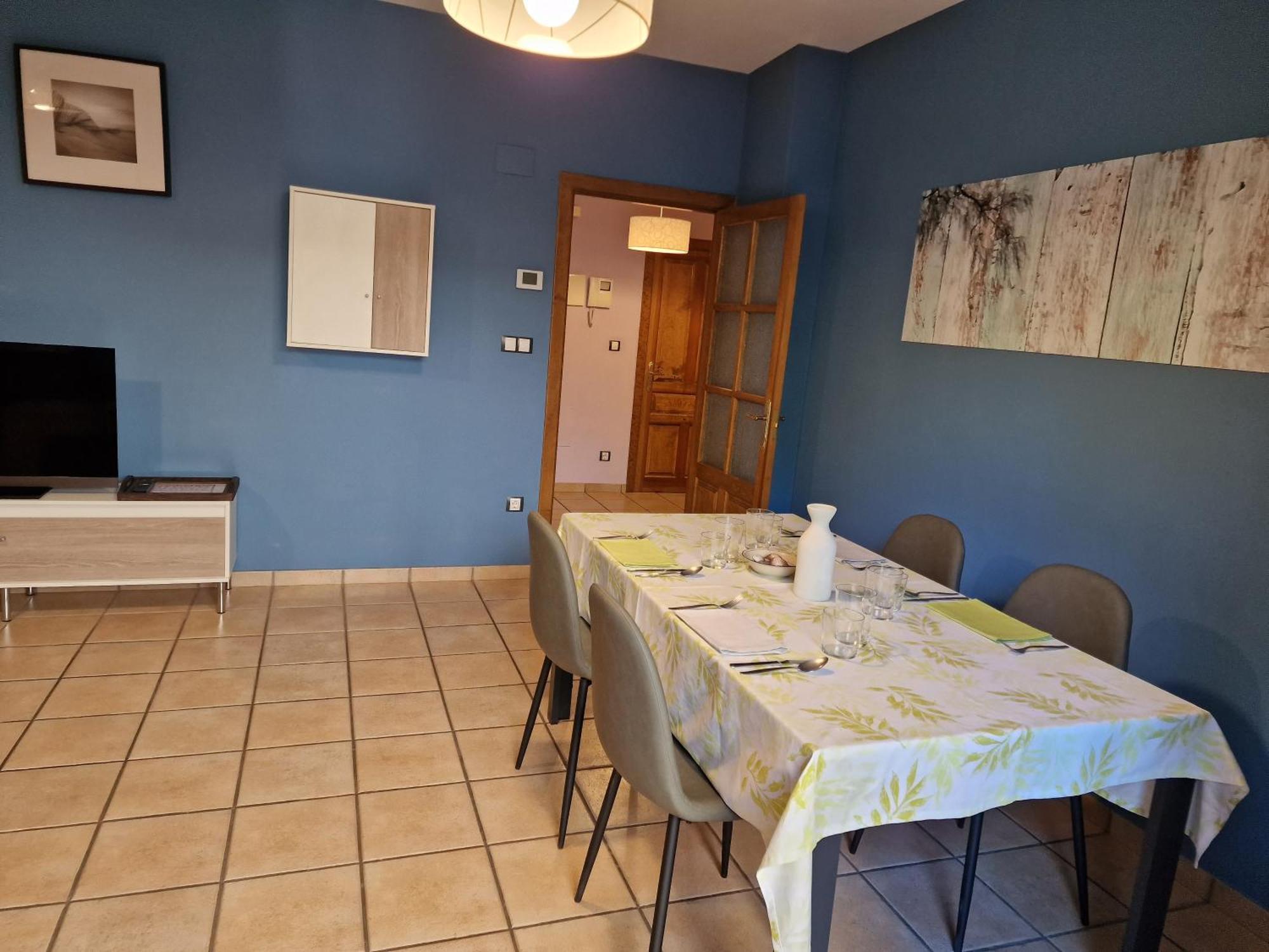 Casa Che Playa & Montana Biescas Apartment Luaran gambar