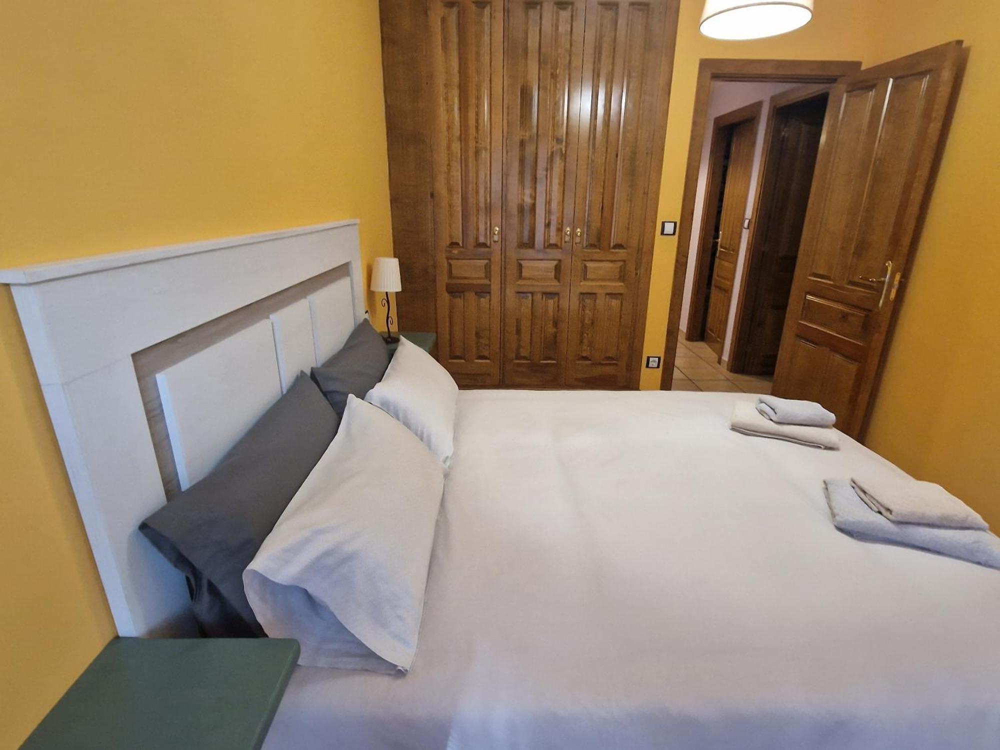 Casa Che Playa & Montana Biescas Apartment Luaran gambar
