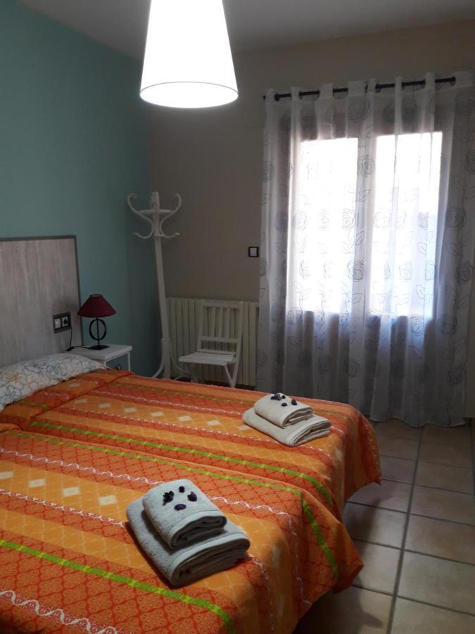Casa Che Playa & Montana Biescas Apartment Luaran gambar