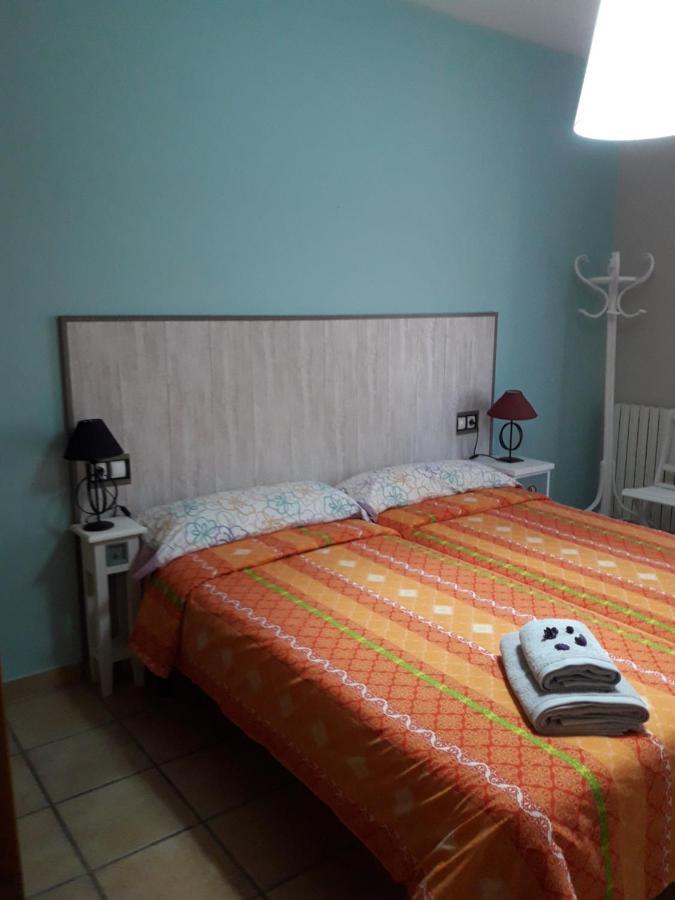 Casa Che Playa & Montana Biescas Apartment Luaran gambar