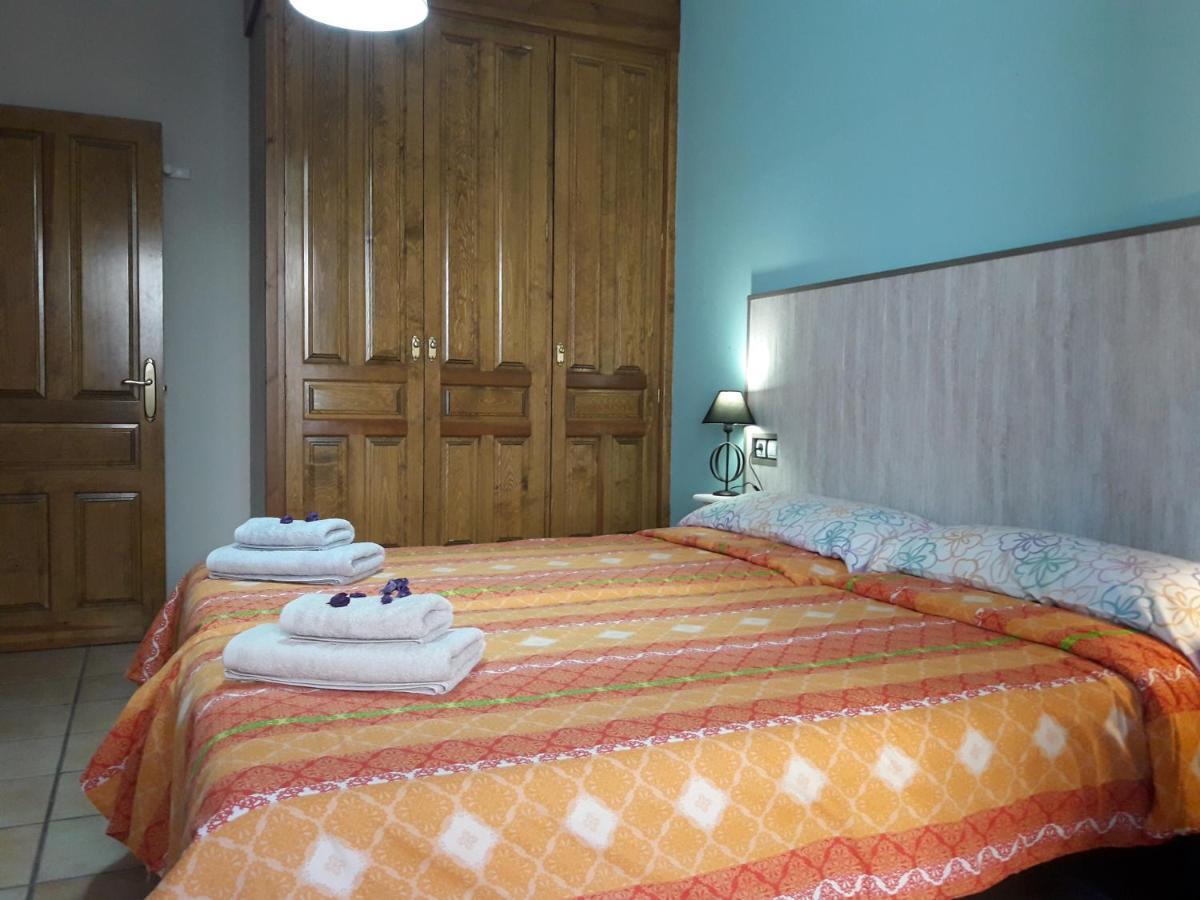 Casa Che Playa & Montana Biescas Apartment Luaran gambar